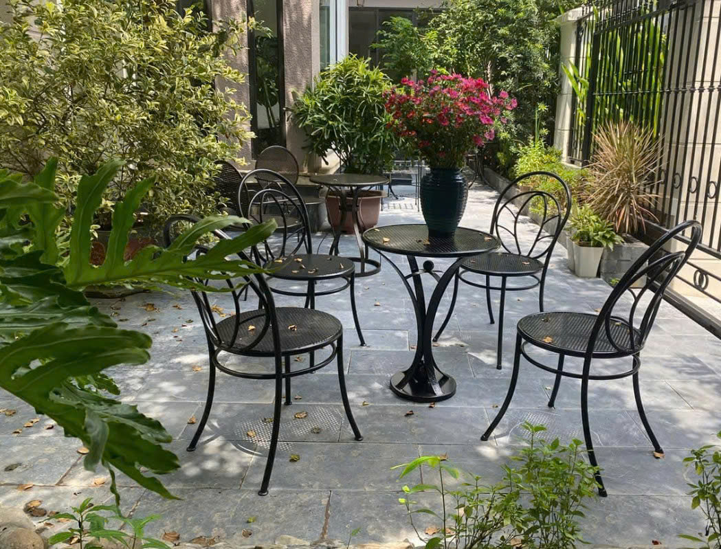 BÁN BIỆT THỰ CIPUTRA KHU D - 306M² - MT 10M - LÔ GÓC - NỘI THẤT SANG TRỌNG- GIÁ 150 TỶ - Ảnh 4