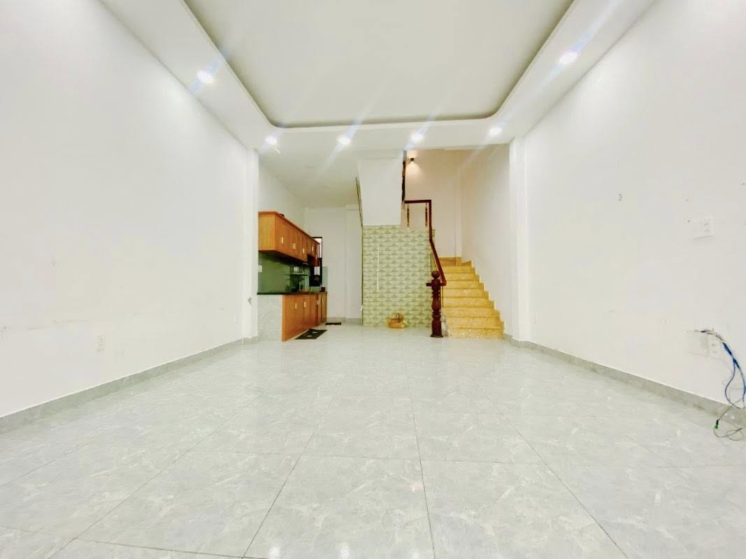 SIÊU PHẨM MẶT TIỀN NGANG 5M - 3 LẦU - GẦN CHỢ TÂN HƯƠNG - GIÁ CHỐT MỀM - Ảnh chính