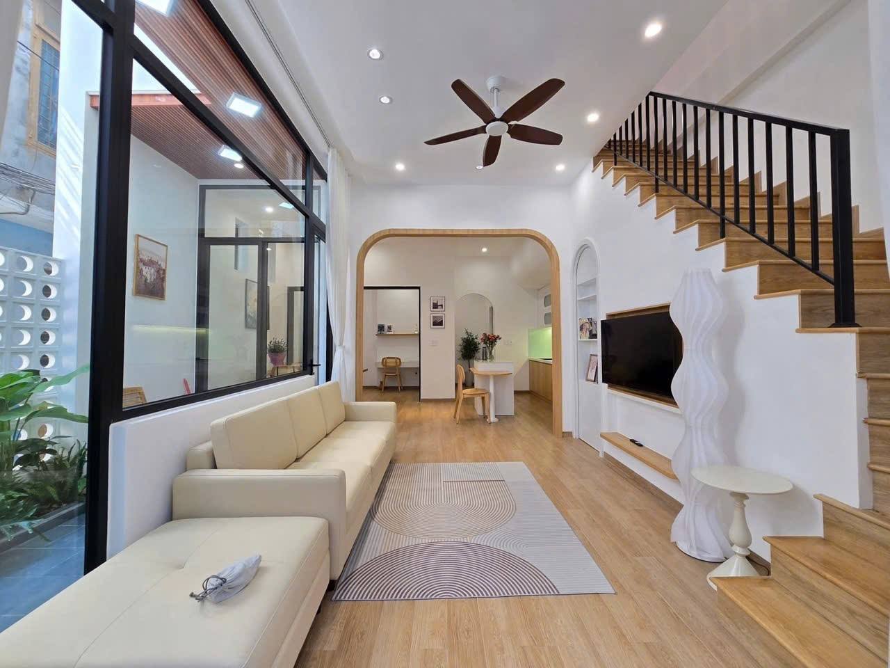 ► Góc Kiệt thăng 50m ra Lý Tự Trọng, 80m2, 3 tầng đúc, hiện đại thoáng, 5.1 tỷ - Ảnh 3