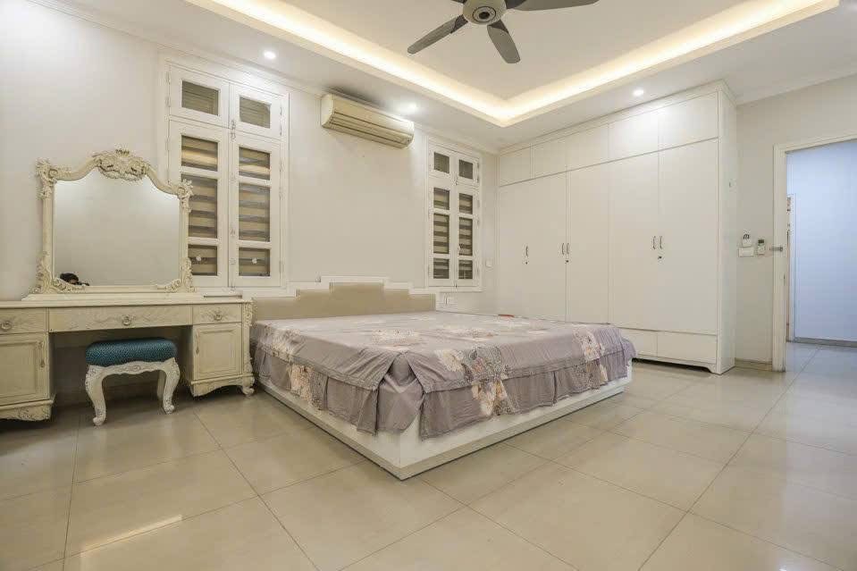 BIỆT THỰ KHU T- CIPUTRA-TÂY HỒ-VỈA HÈ-KD-Ô TÔ:230M X3T, MT 10M, GIÁ 61TỶ. - Ảnh 4