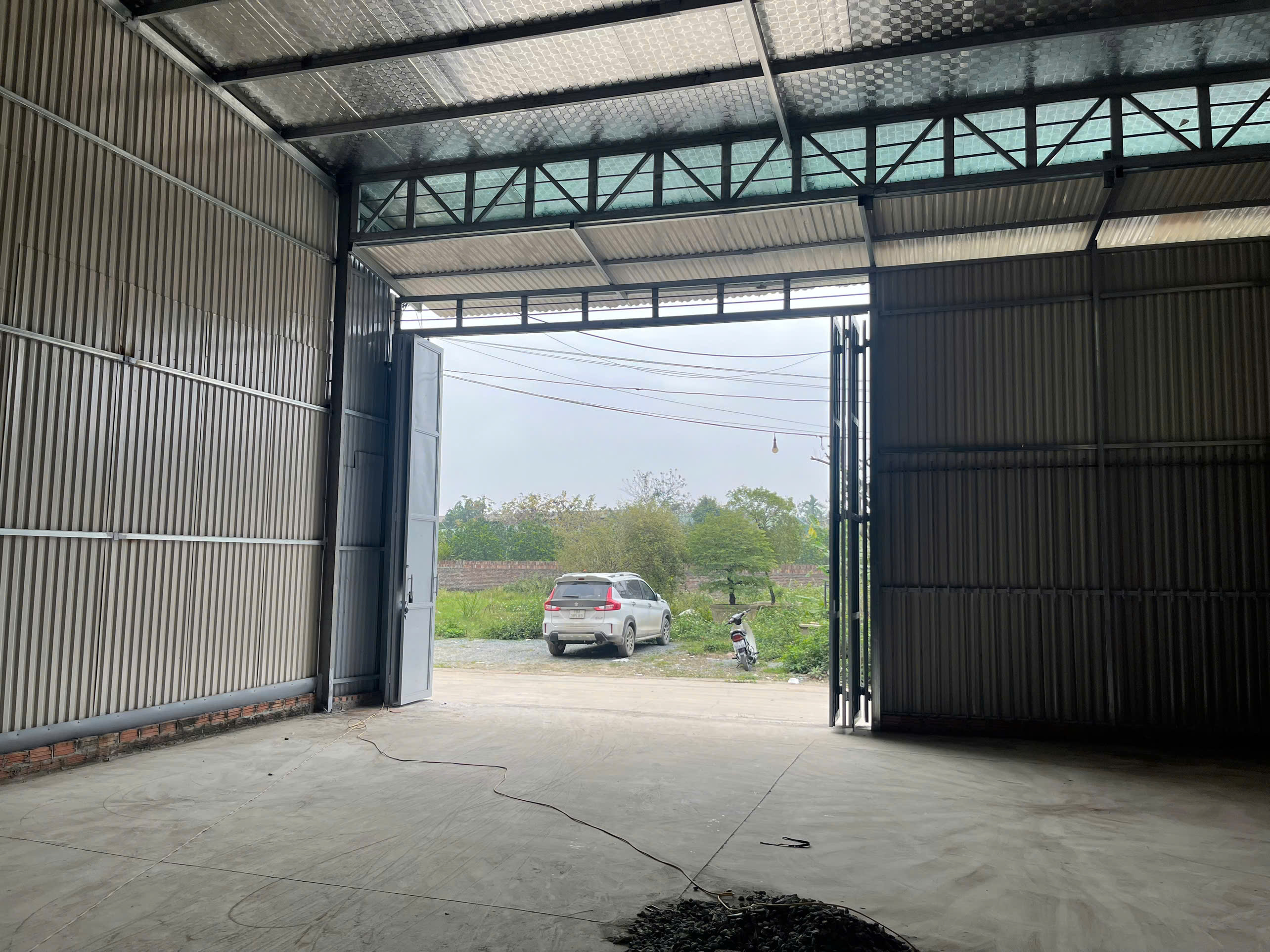 CHo thuê kho xưởng tại Đức Thượng, Hoài Đức, Hà Nội, ngay đầu phố thú y. Diện tích 350m giá 45k/m - Ảnh 1