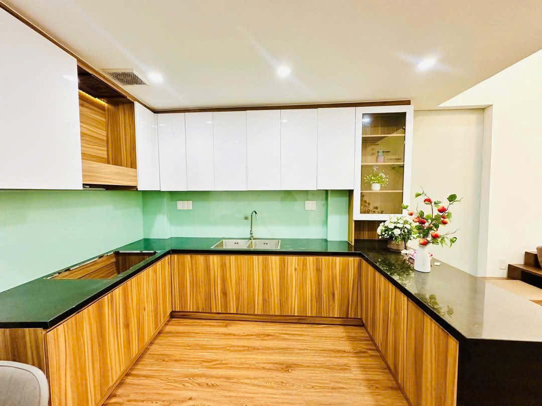ĐẦU TƯ ĐỈNH - LÔ GÓC SƠN TRÀ - VỊ TRÍ ĐẸP TIỀM NĂNG VÔ ĐỐI - NHÀ 3 TẦNG - 9.X TỶ - Ảnh chính