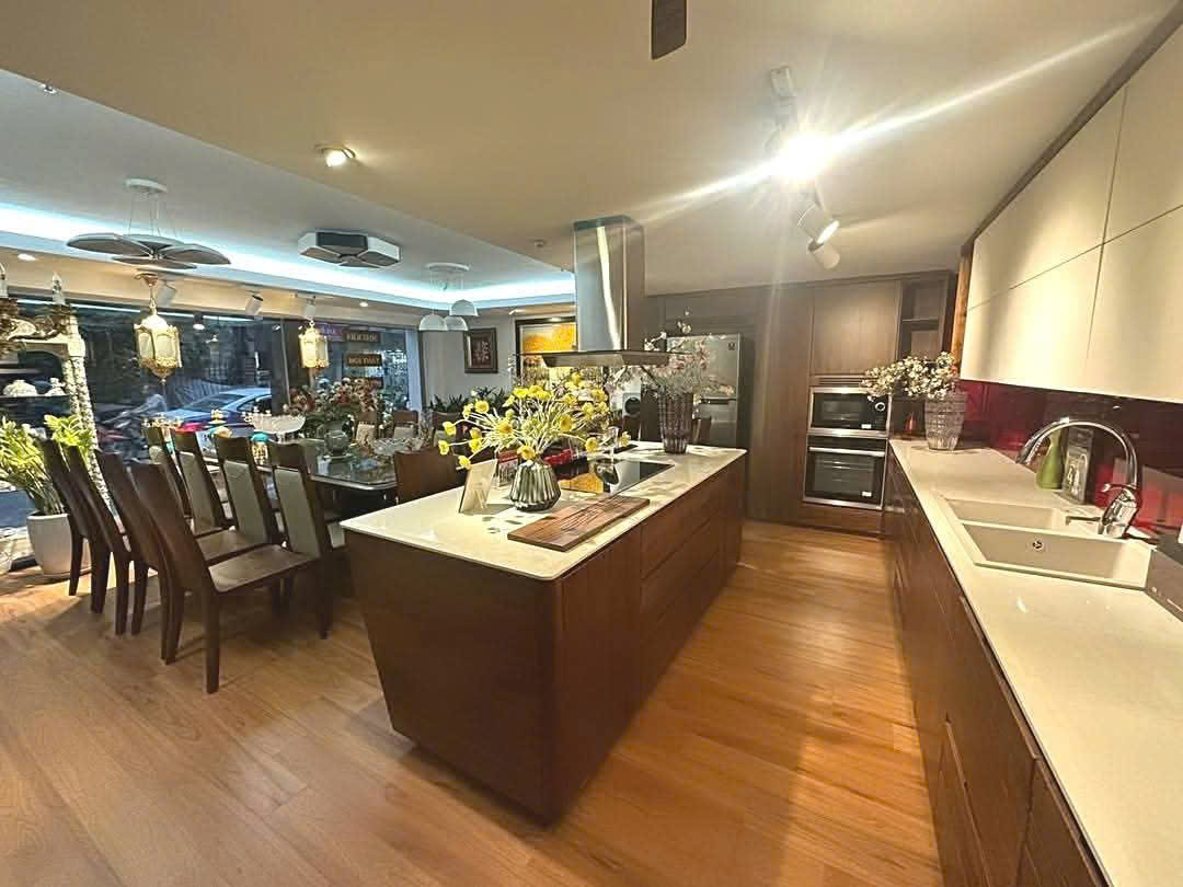 BÁN NHÀ DƯƠNG KHUÊ CẦU GIẤY, PHÂN LÔ, ÔTÔ TRÁNH, VỈA HÈ, KINH DOANH, 52M2 GIÁ 19 TỶ - Ảnh 1
