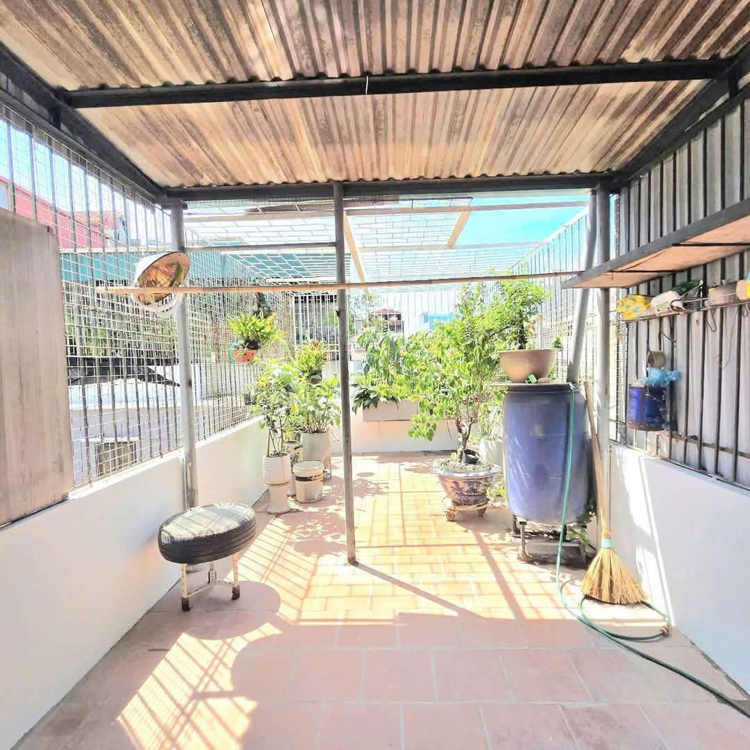 Bán nhà đẹp đường Cầu Giấy, Hà Nội. - Ảnh 1