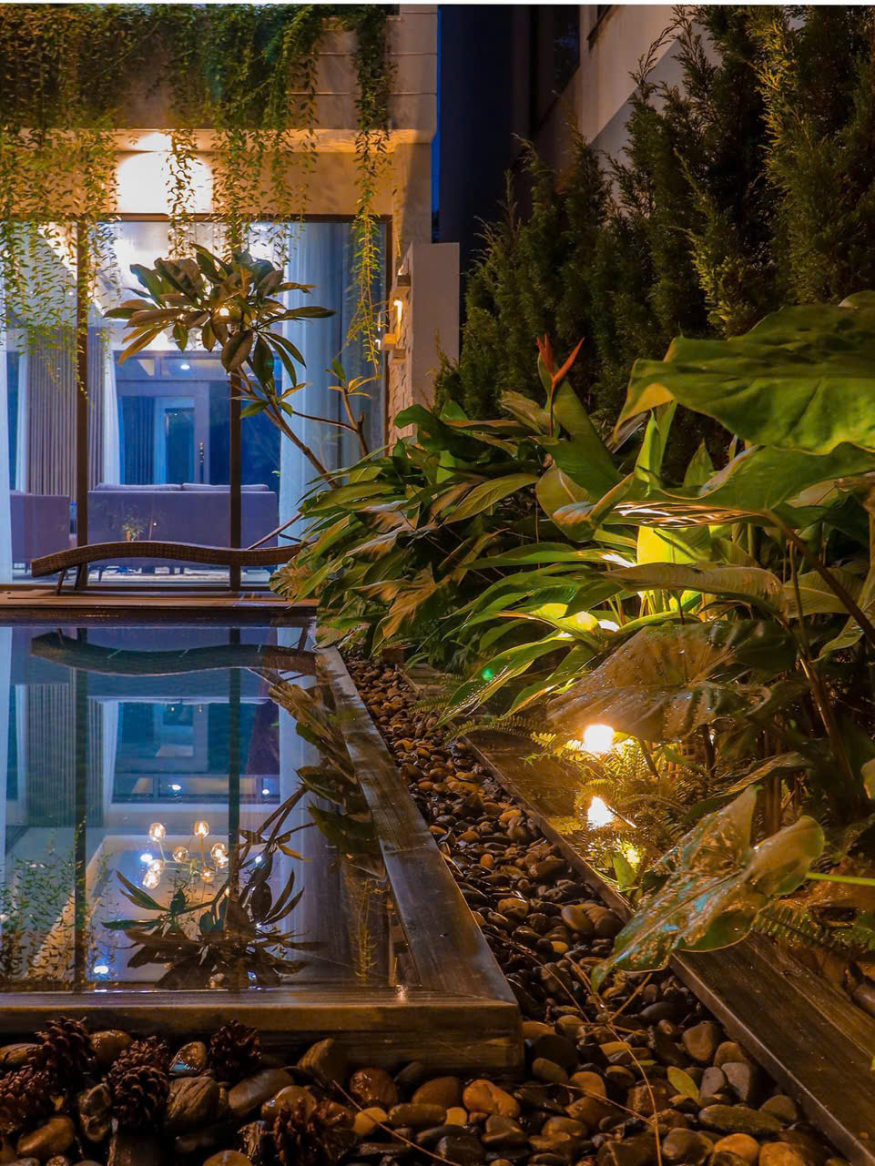 Siêu phẩm! Pool Villa khu Compound Nguyễn Văn Hưởng (11x22m) chỉ 6Xtỷ - Trệt 3 lầu - Ảnh chính