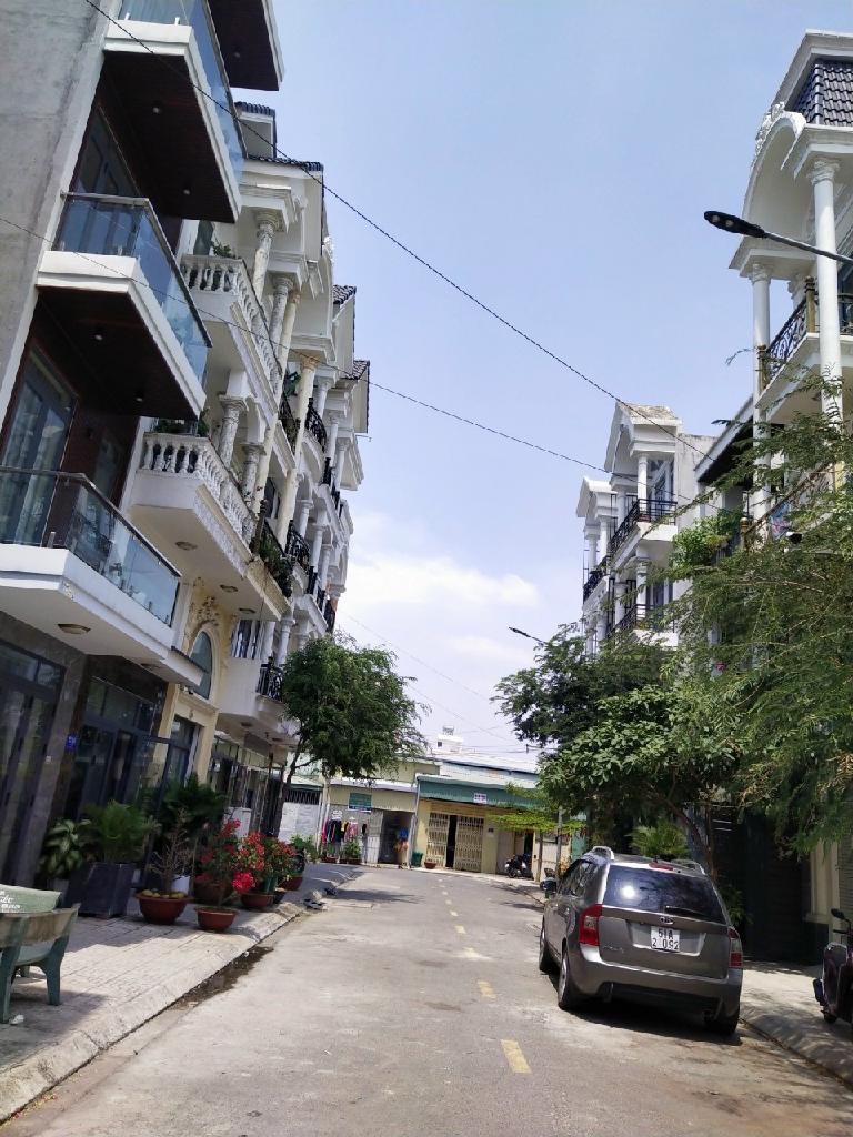 NHÀ 4 TẦNG 5PN (4X17M) - Ô TÔ ĐẬU CỬA - SÂN THƯỢNG - ĐƯỜNG HIỆP THÀNH 05, Q12 - Ảnh chính