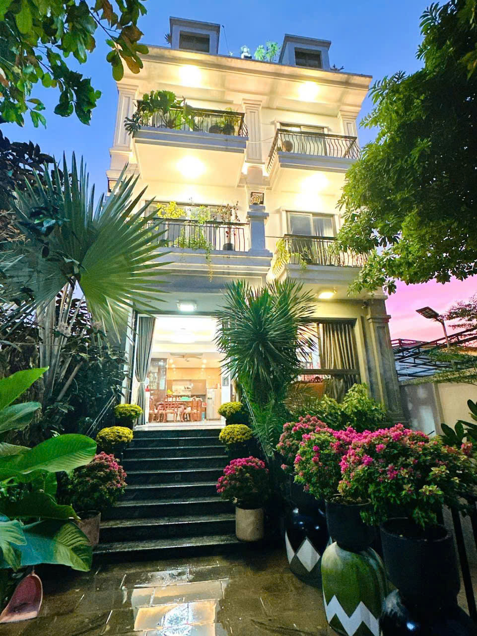 BIỆT THỰ (10x40) VIEW SÔNG - MT THẠNH XUÂN 52, Q12 GIÁ BÁN CHỈ HƠN 18 TỶ - Ảnh chính