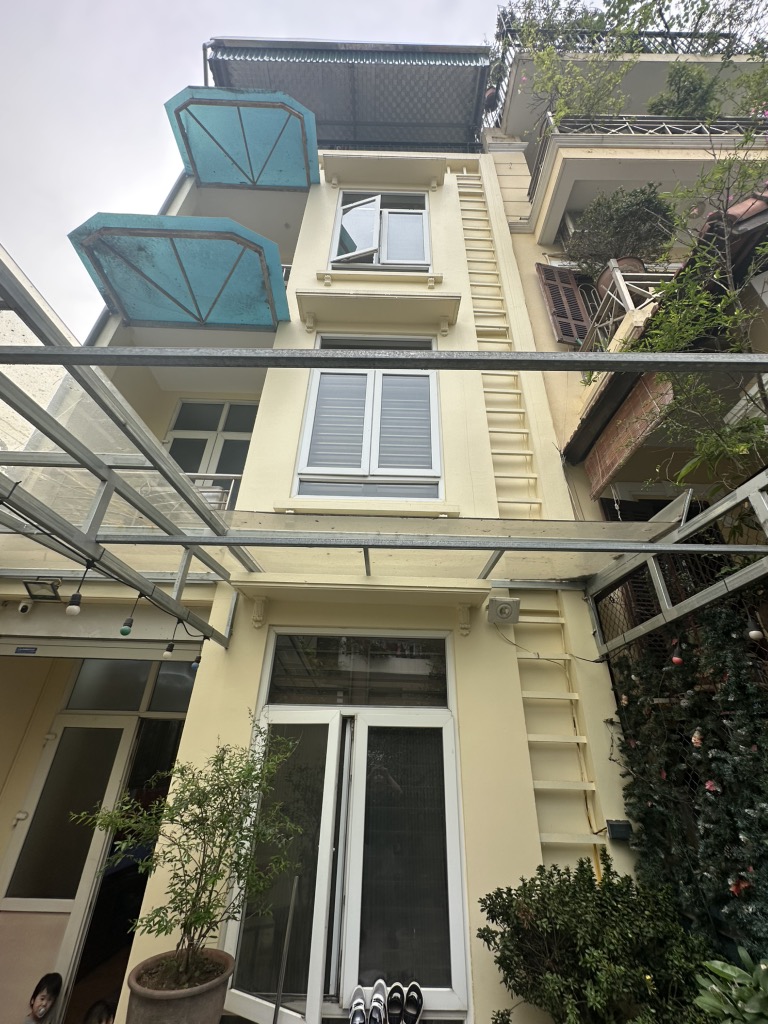 BÁN NHÀ NGỌC THỤY 22 tỷ 100m NGÕ Ô TÔ,NHÀ VƯỜN Ở THÍCH,LONG BIÊN - Ảnh chính