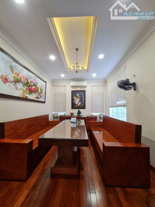 Biệt Thự Vị Trí Vàng 3 MT Nguyễn Thành Ý, P.Đakao, Quận 1 - 12.50 x 19m - CN: 239m2 - 140tỷ TL - Ảnh 1