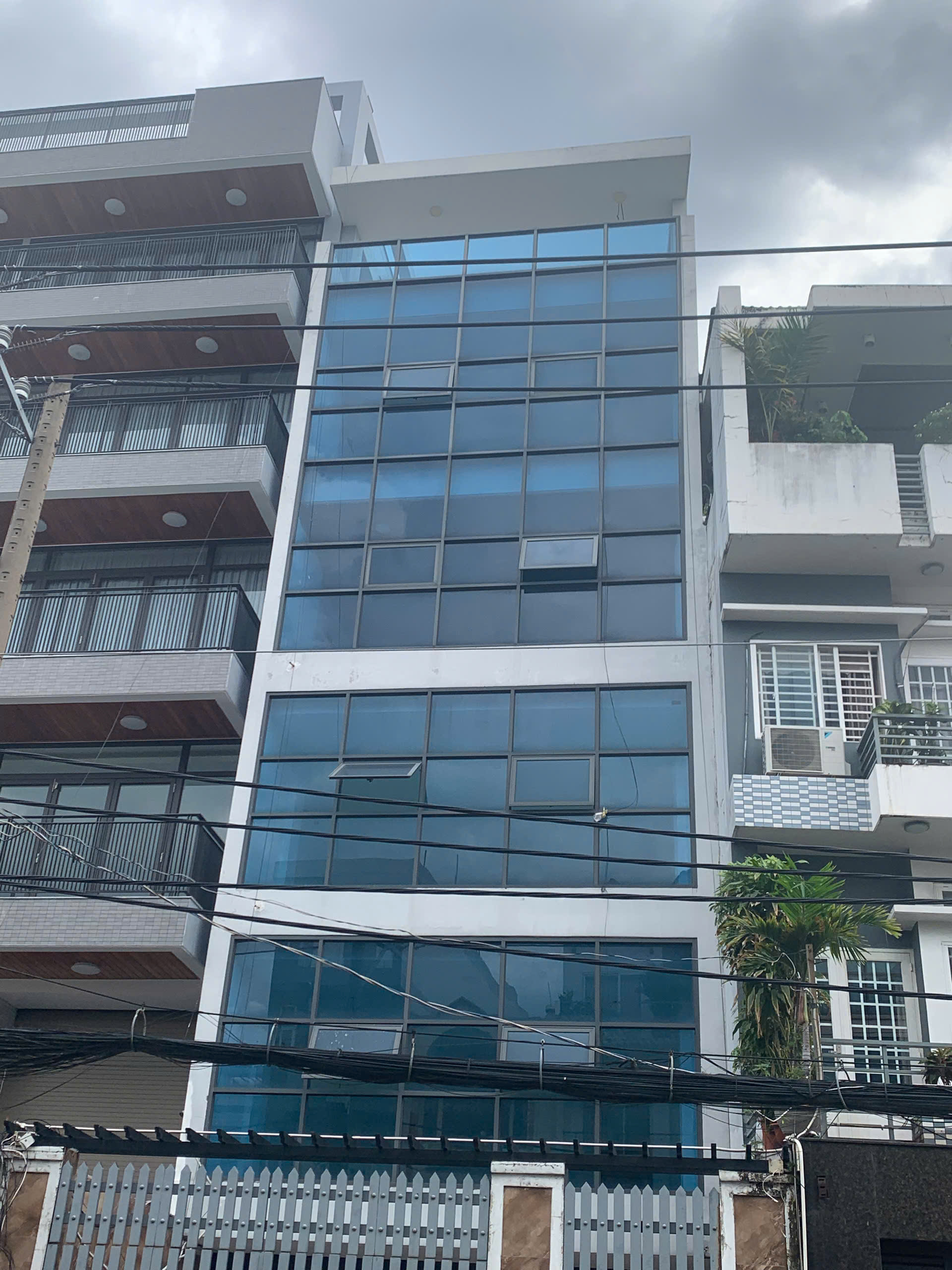 BÁN TÒA NHÀ MẶT TIỀN BÙI ĐÌNH TUÝ, P24, BÌNH THẠNH – DT 6.5x25m, NỞ HẬU 8M – 6 LẦU THANG MÁY – GIÁ - Ảnh 1