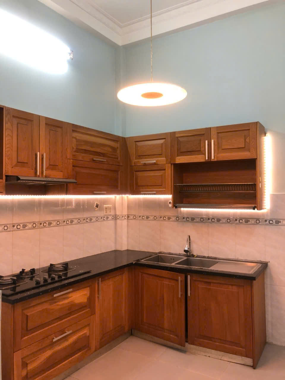 Nhà 4 tầng sát hẻm Ôtô đường Trần Hưng Đạo P. Cầu Kho Q1. Giá 7,2 tỷ TL - Ảnh 2