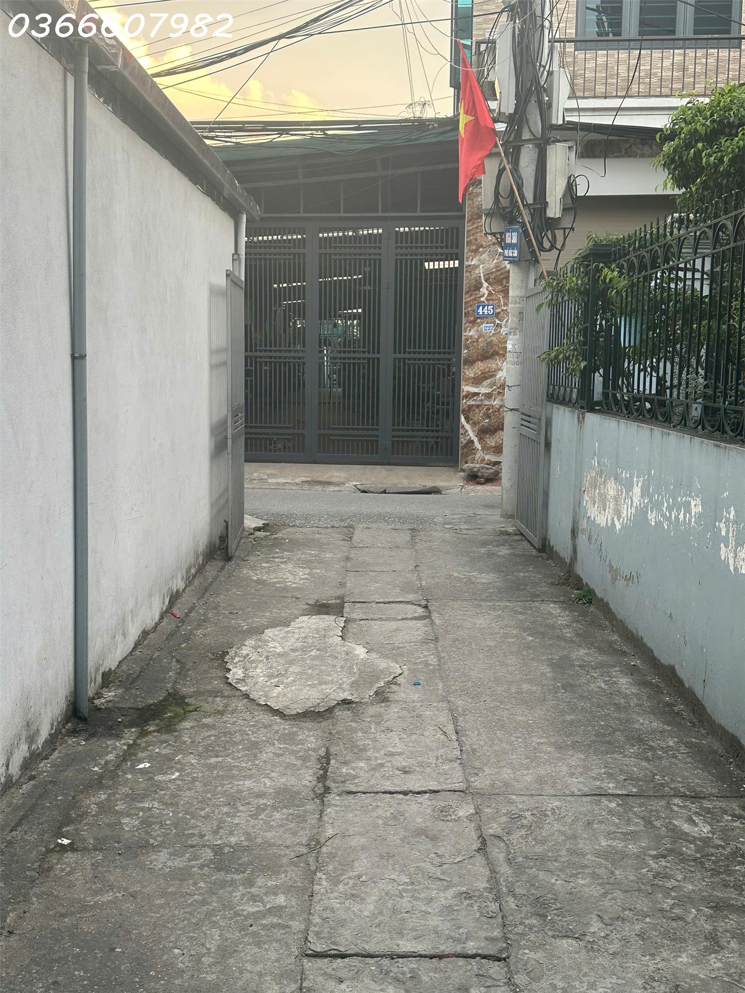 Chính chủ cần tiền bán nhanh lô đất 42m2 Phường Ngọc Thụy, Long Biên, Hà Nội, giá đầu tư - Ảnh chính