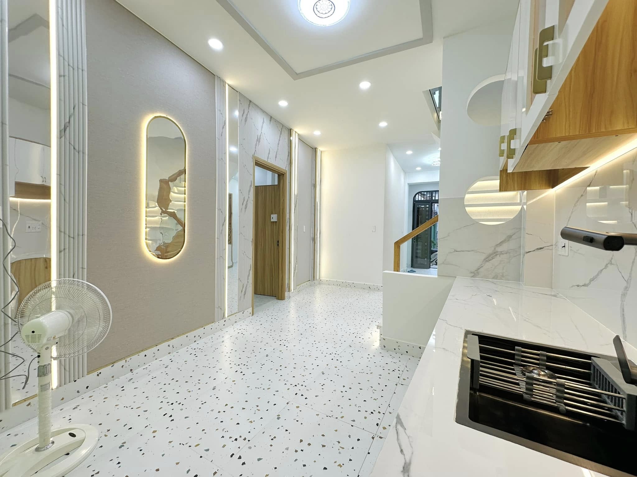 BÁN NHÀ TRẦN KIM XUYẾN 76M2X5T, Ô TÔ TRÁNH, KINH DOANH, MẶT TIỀN 6.1M, GIÁ 36.9 TỶ - Ảnh 1