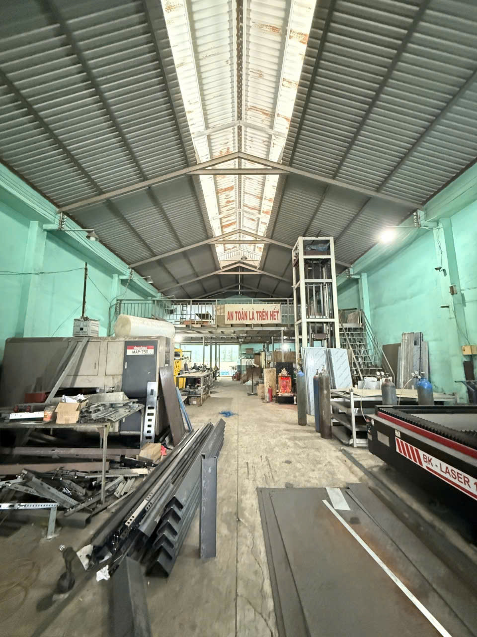 Bán Gấp xưởng liên khu 4-5 hẻm nhựa như mặt tiền 12m 456m2 - 25 tỷ - Ảnh 1