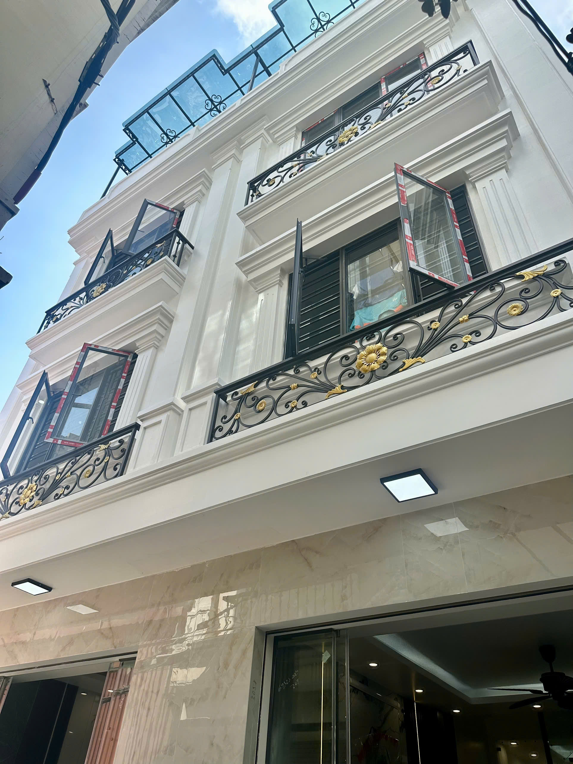 Nhà 4 tầng mới tinh mặt ngõ tuyến 2 Thiên Lôi, giá 3.9 tỉ, gần Hoàng Huy - Ảnh chính