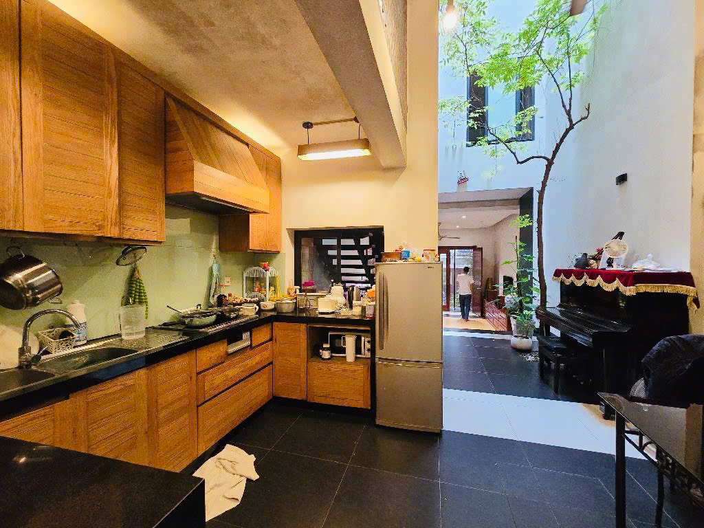 Siêu hiếm! Bán nhà phố Mạc Đĩnh Chi - Trúc Bạch-gần hồ-vỉa hè-ô tô tránh-80m2 - 5m mặt tền - Ảnh 1