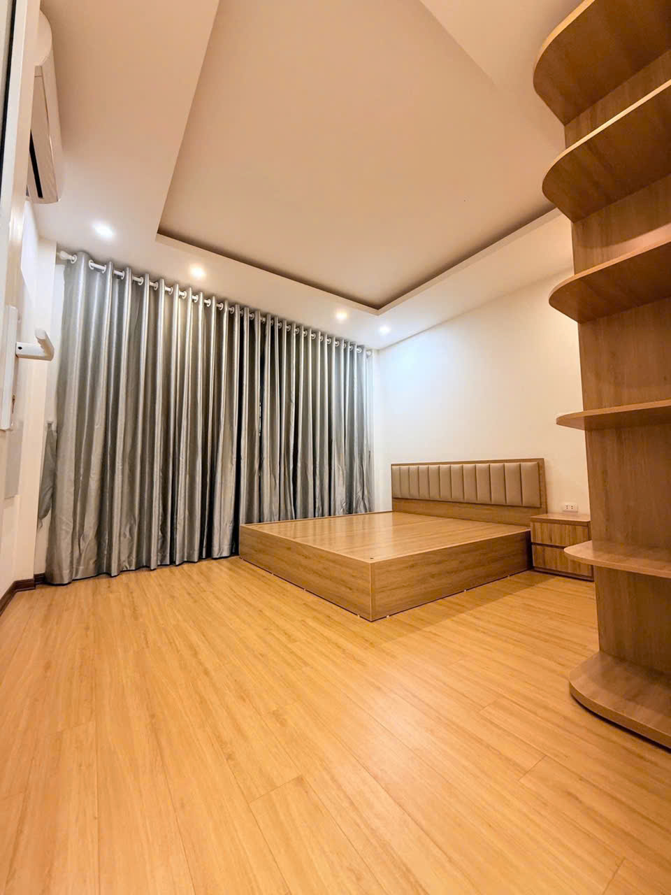 🏡 BÁN NHÀ ĐẸP LÔ GÓC - NGỌC THỤY - 20M RA PHỐ Ô TÔ TRÁNH<br>📍 Ngọc Thụy, Long Biên – 49m² × 4T × - Ảnh 2
