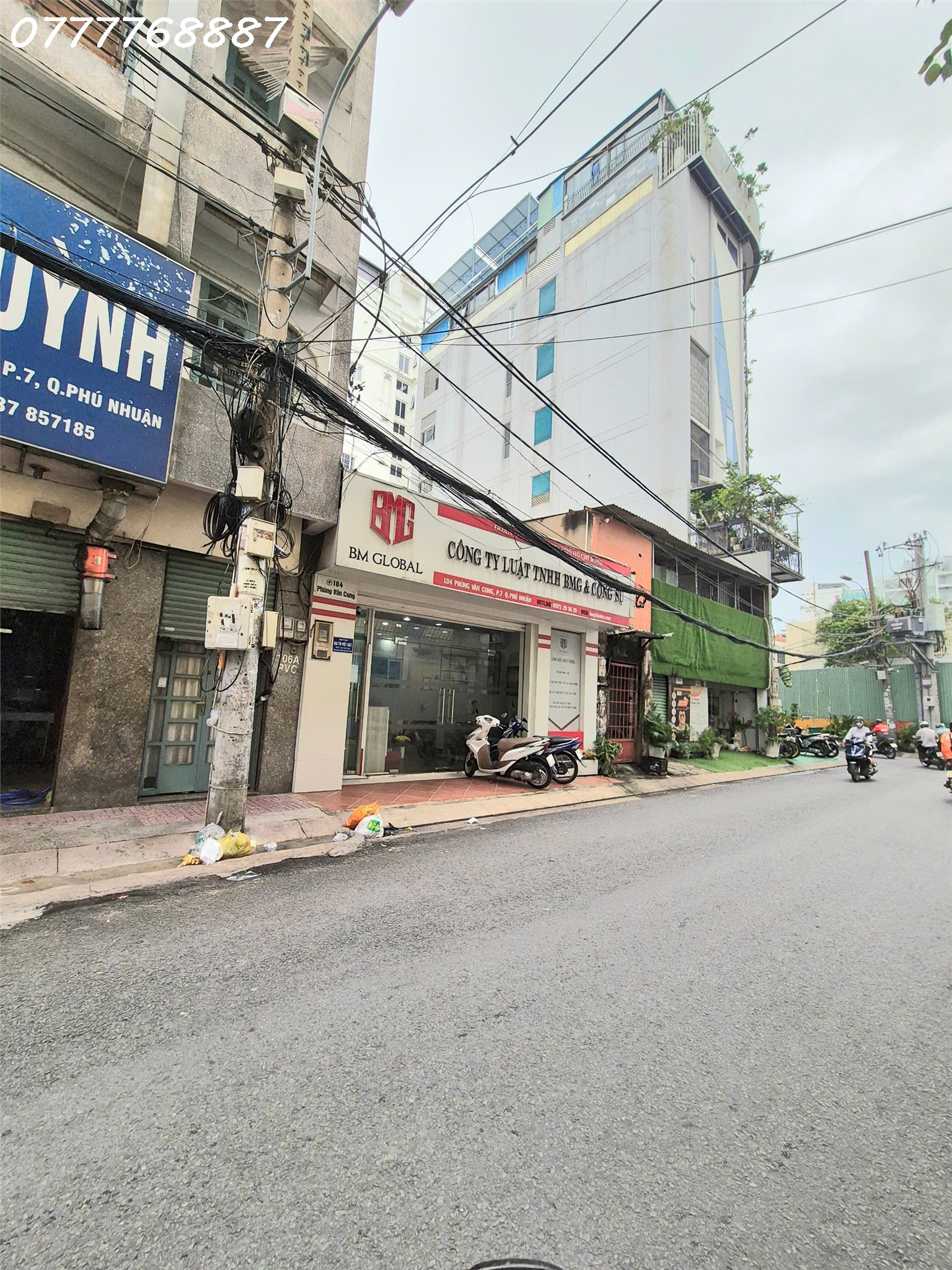 Bán MT Phú Nhuận cách Phan Đăng Lưu 200m vị trí xây tòa nhà - Ảnh 1