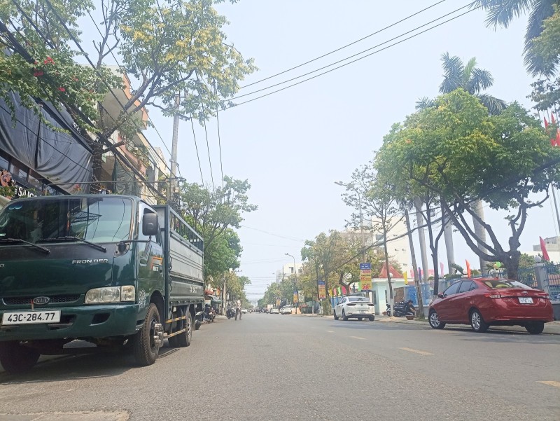 ♣ Mặt Tiền Núi Thành, 230m2, ngang 8.2m, ngay khu Đại Học, KINH DOANH Cực Tốt, giá đầu tư - Ảnh 3