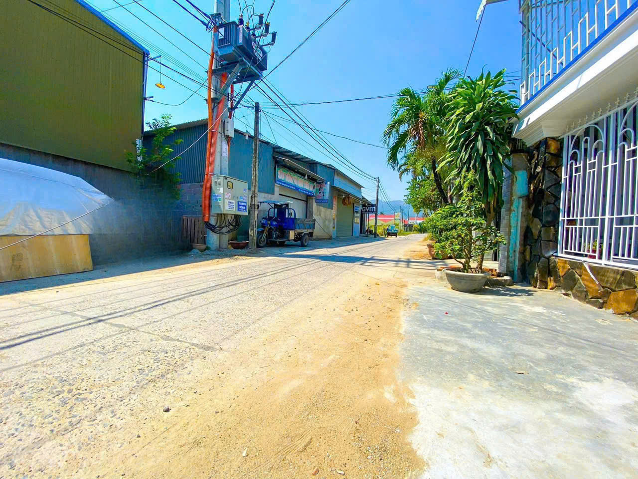 Bán nhà đường Cây Duối- Diên An cách đường 23/10 chỉ 50m. Nhà mặt tiền phù hợp kinh doanh buôn bán - Ảnh chính