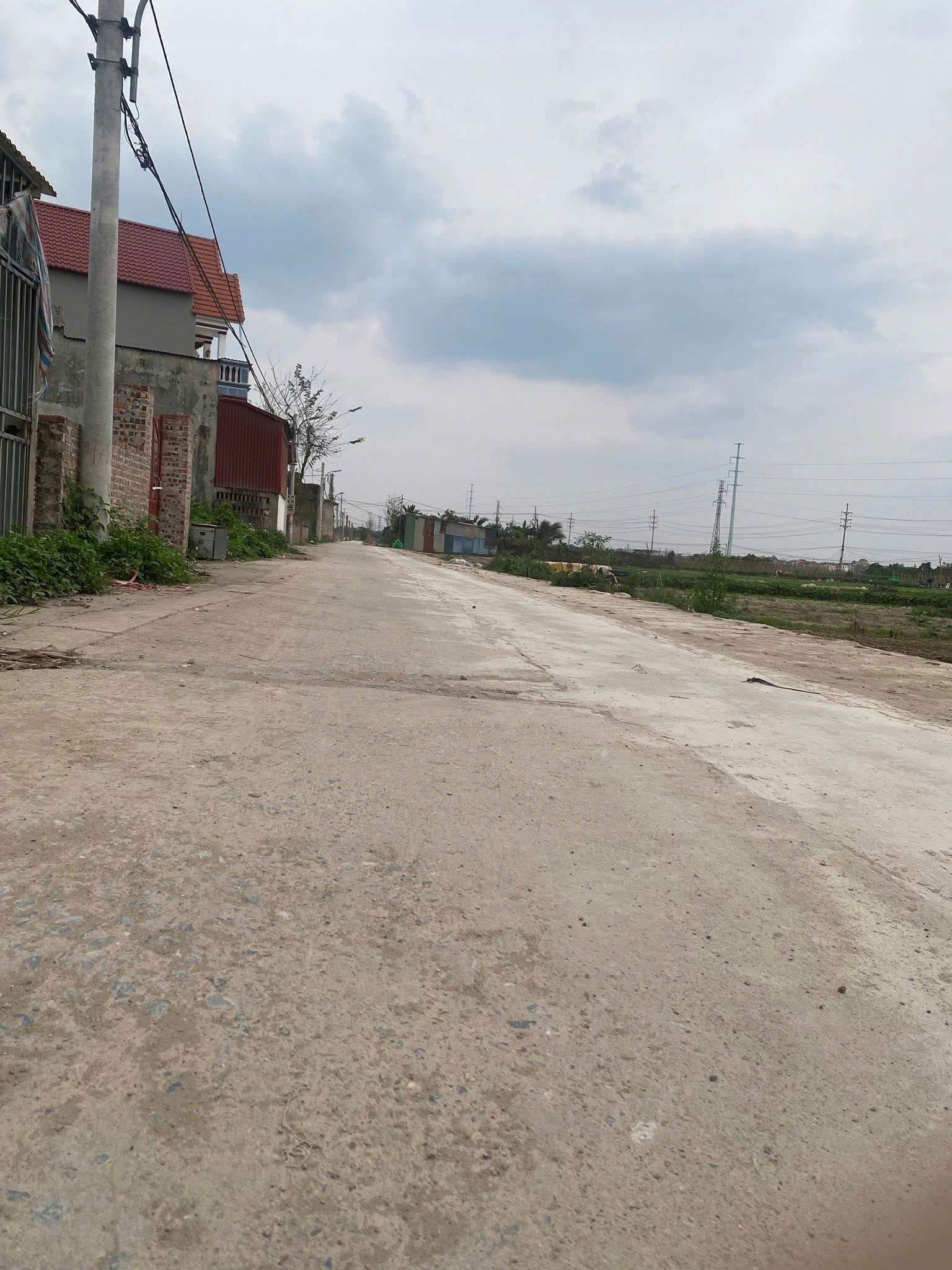 BÌA LÀNG 90M TT QUANG MINH GIÁ 4X TRIỆU/M,ĐỐI DIỆN KHU ĐÔ THỊ,CHÍNH CHỦ - Ảnh 3