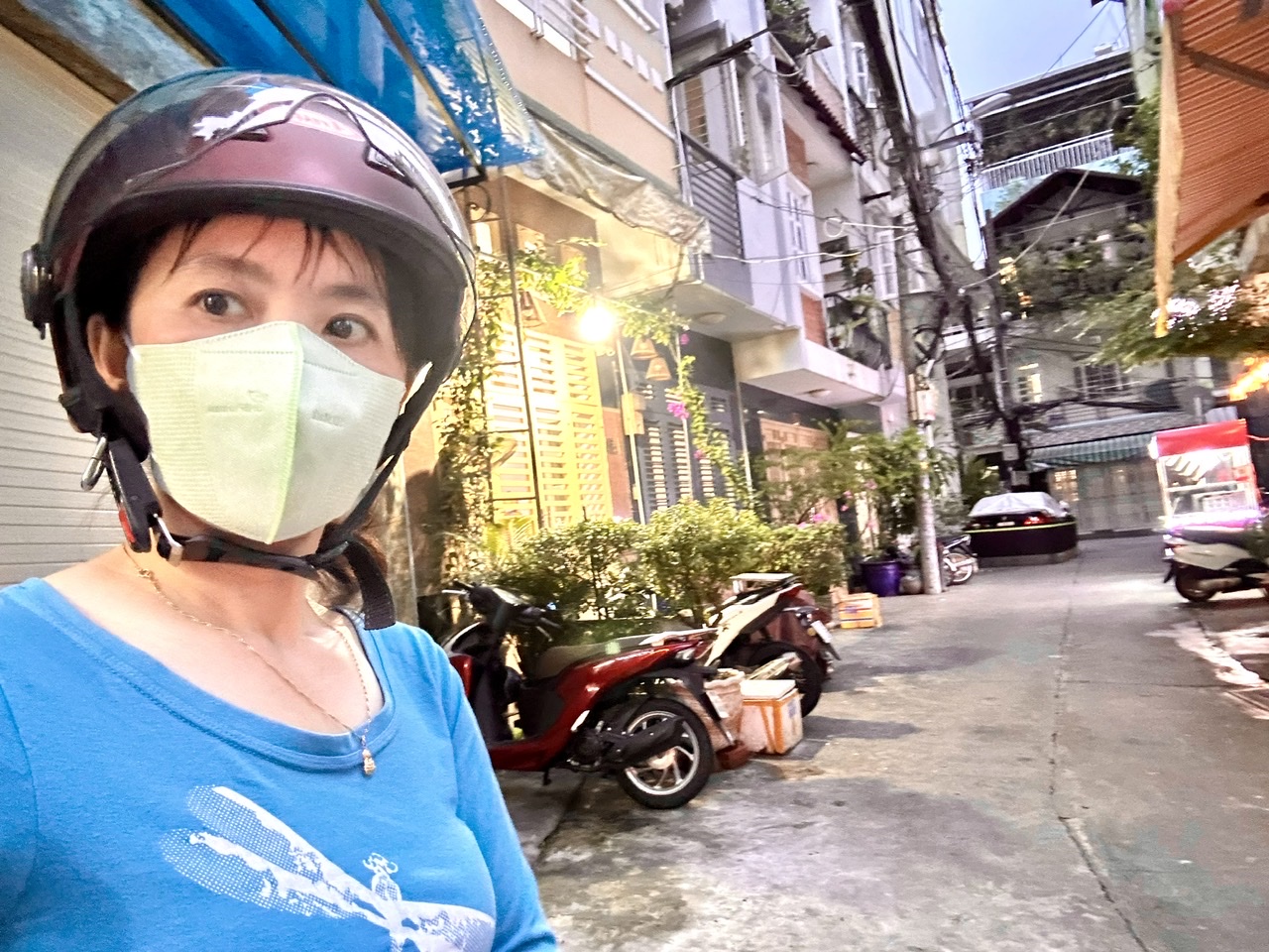 NHÀ ĐẸP 4 TÀNG KHU VÍP ĐƯỜNG SÔ QUẬN 4 -XE HƠI ĐẬU CỬA THOẢI MÁI- KẾ BÊN CÓ CONG VIÊN CÓ HỒ BƠI- RA - Ảnh chính