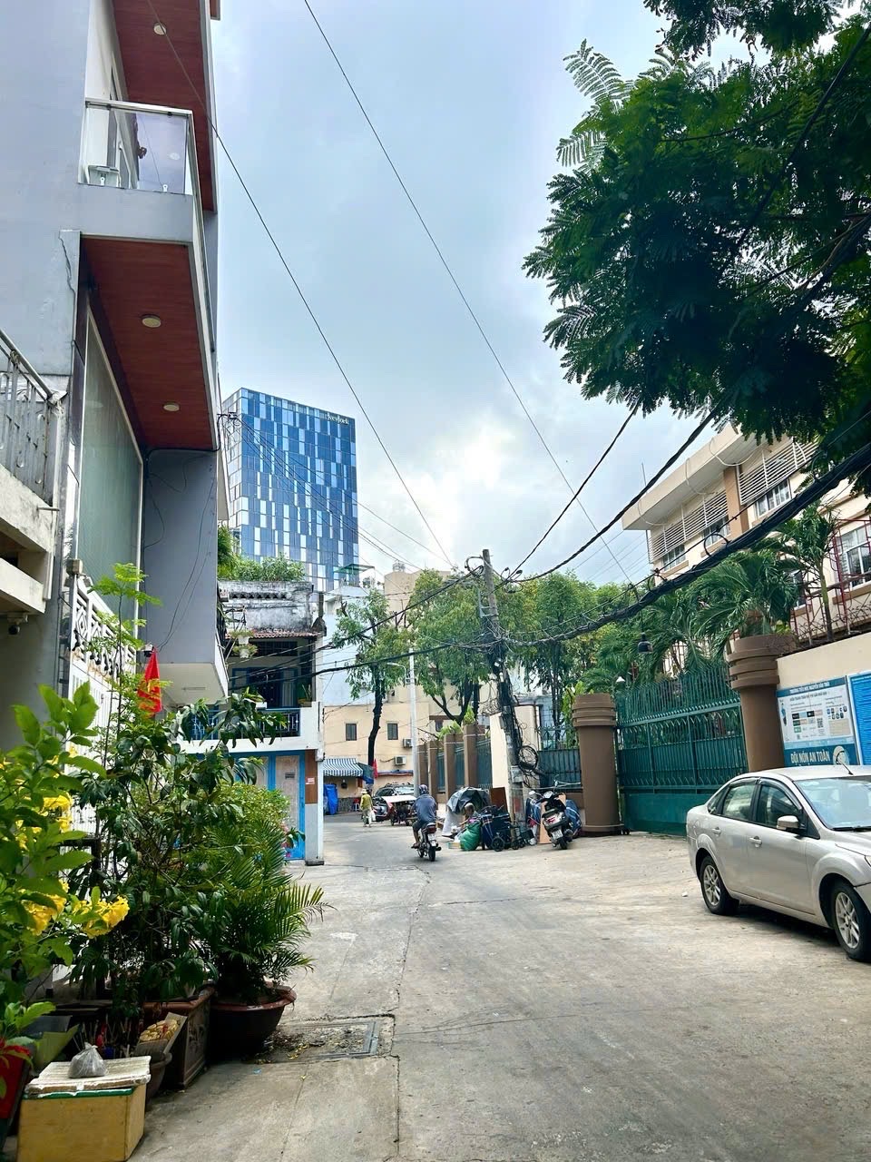 CHÍNH CHỦ BÁN NHÀ MẶT TIỀN XE HƠI ĐẬU CỬA KẾ BÊN TTRUONGWF HỌC VÀ SIÊU THỊ KHU VỰC SIÊU TIỆN - Ảnh 4
