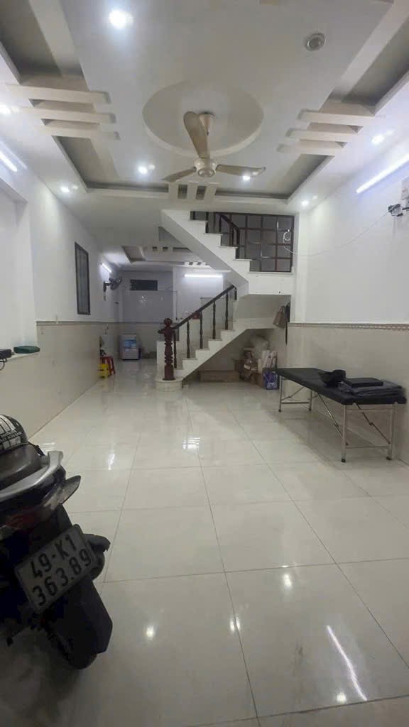 NHÀ B.ÁN QUANG TRUNG GV - GẦN CHỢ HẠNH THÔNG TÂY & CV LÀNG HOA- HXH - 53M² - 2 TẦNG NHỈNH 5 TỶ - Ảnh 1