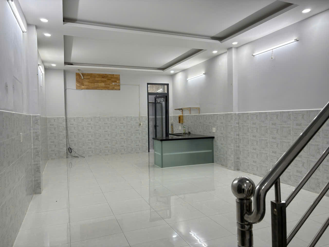 BÁN NHÀ MẶT TIỀN 129 LIÊN KHU 10-11, PHƯỜNG BÌNH TRỊ ĐÔNG, QUẬN BÌNH TÂN – CĂN GÓC ĐẸP, THUẬN TIỆN - Ảnh 2