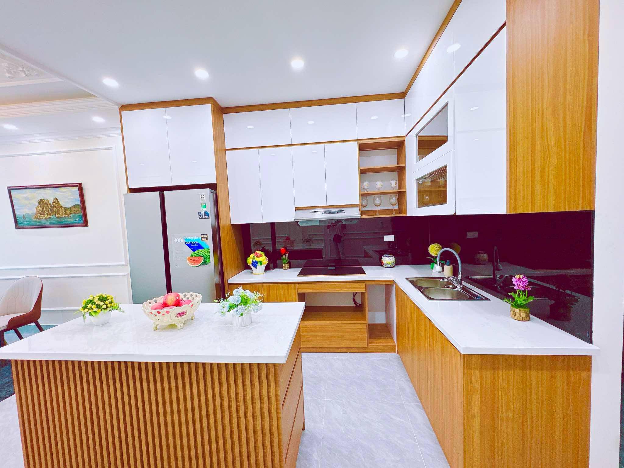 NHÀ NGUYỄN VĂN HUYÊN - PHÂN LÔ - Ô TÔ - SĐCC -LH: EM HOÀNG PHÚ NHÀ ĐẸP - 0969577586 - Ảnh 2