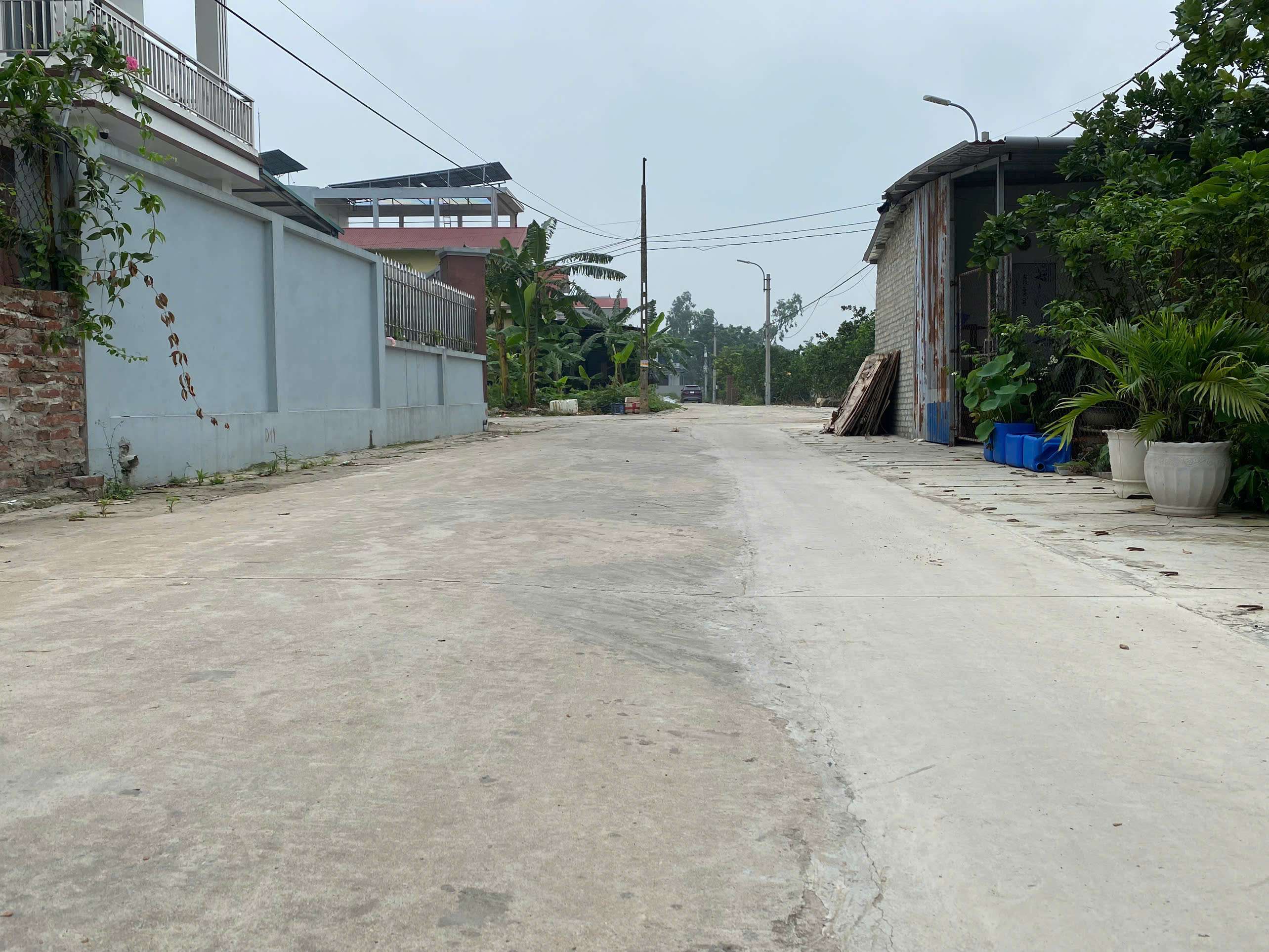 BÌA LÀNG TT QUANG MINH, GIÁ F0,58M,ĐƯỜNG 8M,THÔNG THOÁNG,FULL TIỆN ÍCH - Ảnh chính
