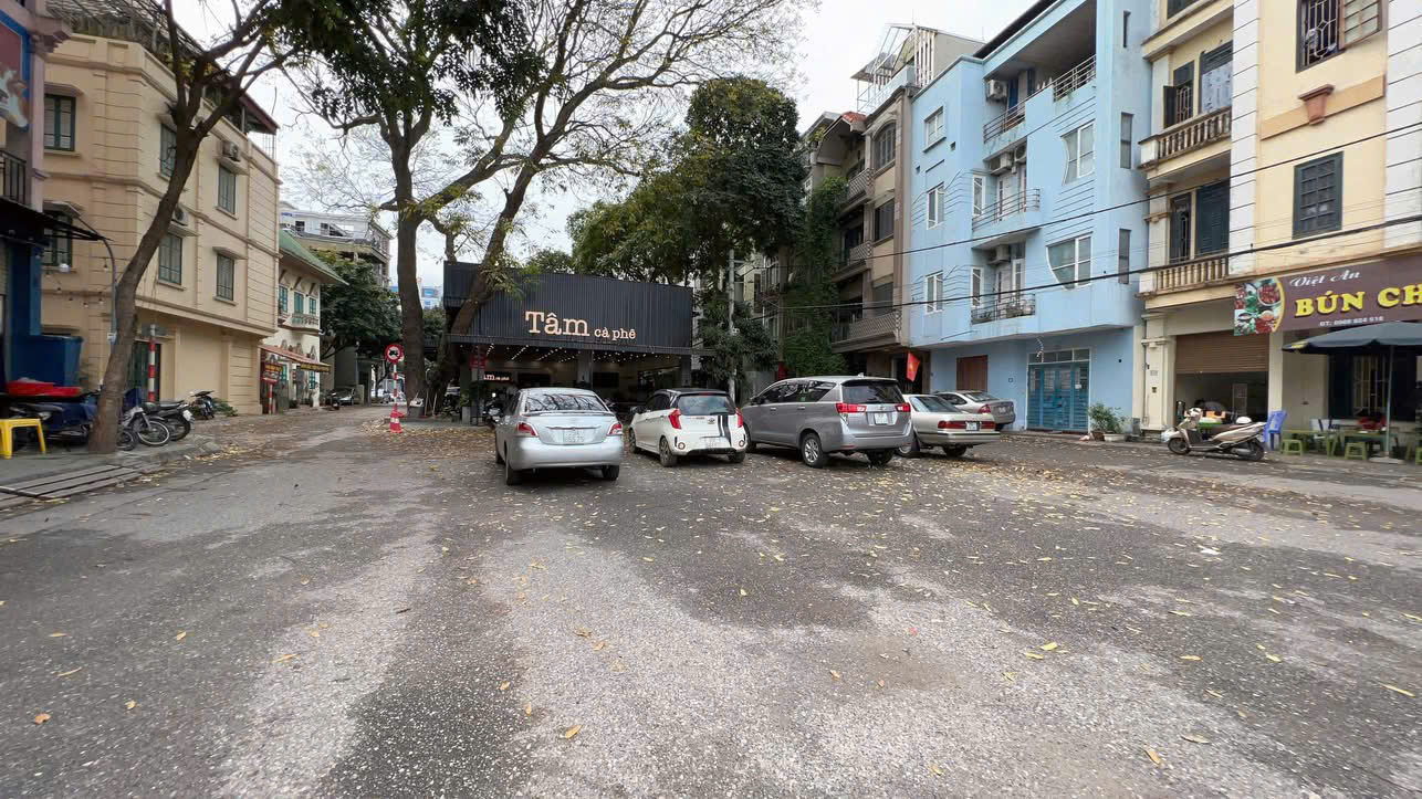 CỰC PHẨM NHÀ MỚI LÕI GIA THỤY 40M, 6T, GARA, THANG MÁY, NỞ HẬU, FULL NỘI THẤT,AN SINH ĐỈNH - Ảnh 2