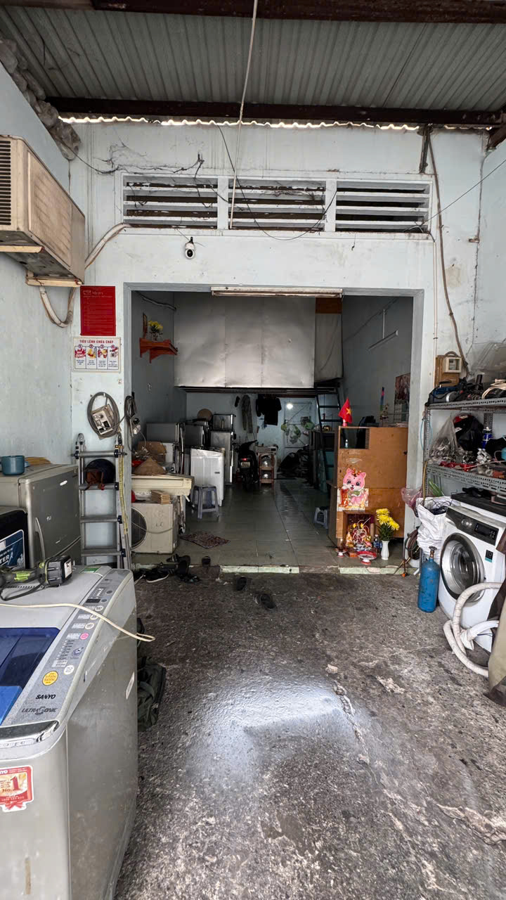 15.5 T.Ỷ – MẶT TIỀN KD 10M THÔNG  – TRƯƠNG THỊ NGÀO, Q12 – DTCN 260M2 –NGANG RỘNG 6 X 44M – NHÀ CŨ - Ảnh 2