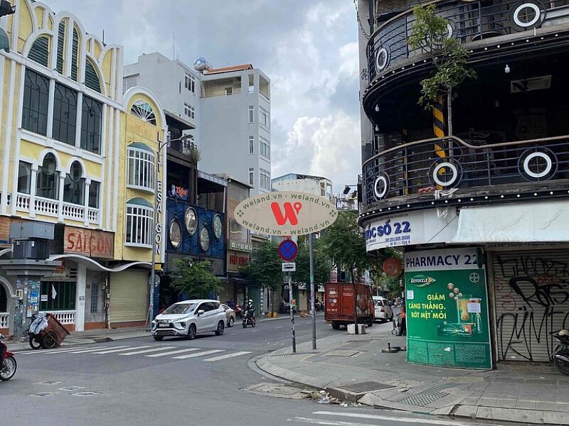 Bán nhà MTKD ngộp bank, hạ chào 10 tỷ, Lý Chính Thắng, P7, Q3, 205m2, 2 tầng, nở hậu. - Ảnh 4