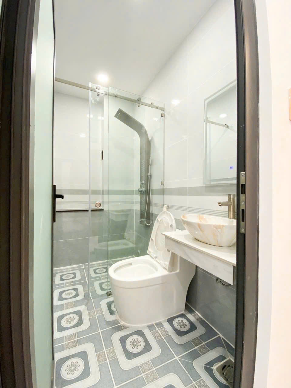 GIẢM MẠNH <br>------- có thang máy 450kg ✨ NHỈNH 8 TỶ XÍU XIU - Ảnh 4