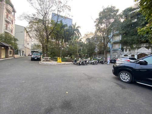 Bán Biệt Thự Vườn Đào368m2, 5T,mặt tiền 21m,Siêu phẩmTây Hồ cực hiếm nhà bán,full nội thất - Ảnh 1