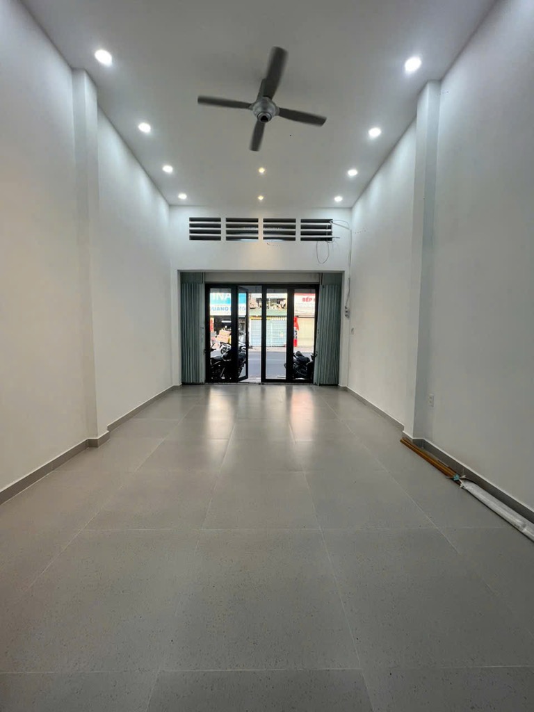 Bán nhà mặt tiền Nguyễn Kiệm – 3 tầng – 4x11.5m – khu sầm uất gần BV 175, giá chỉ 7.45 tỷ - Ảnh 2
