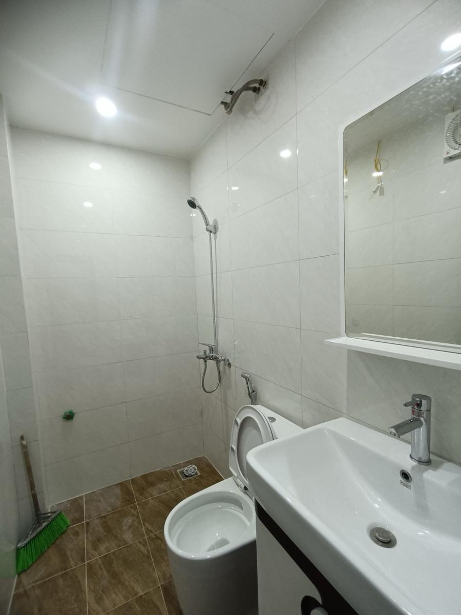 BÁN NHÀ KHƯƠNG HẠ THANH XUÂN, LÔ GÓC, 2 MẶT TIỀN RỘNG, KINH DOANH SẦM UẤT, Ô TÔ TRÁNH 66M2, 4 TẦNG, 12.8 TỶ - Ảnh 3