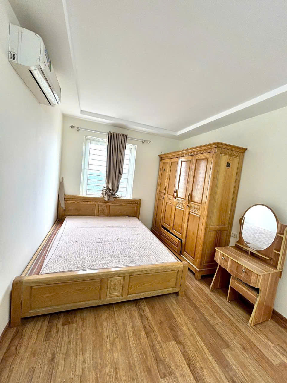CHUNG CƯ RUBY CITY CT2 – CĂN HIẾM NHỎ 3 TẦNG ĐẸP 🌟<br>📍 Mặt đường Giang biên – Gần Vinhomes - Ảnh chính