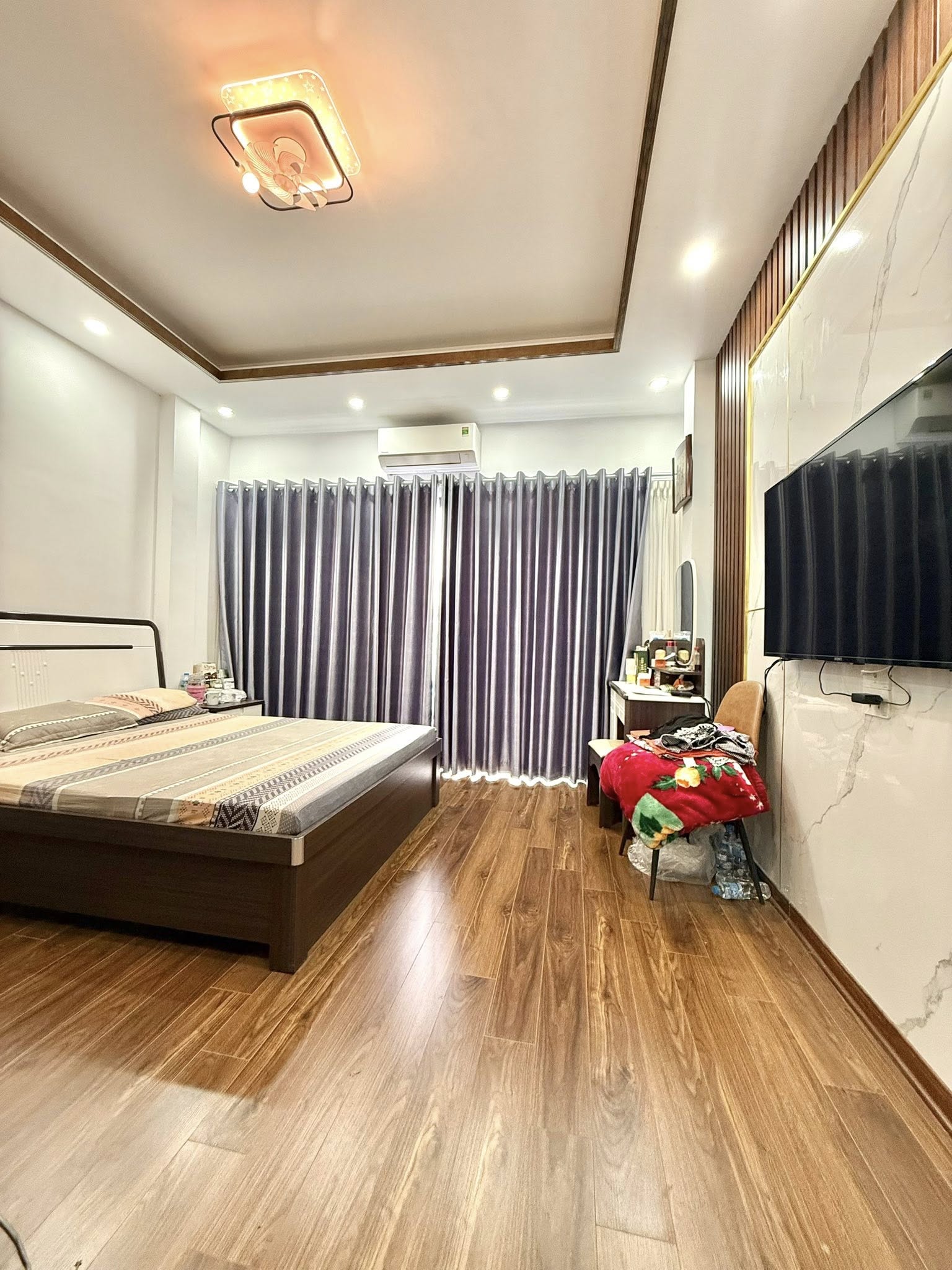 Bán nhà phố Phương Mai, mặt ngõ ô tô, kinh doanh, ô chờ TM, 55m, 5T, 17.5 tỷ - Ảnh 1