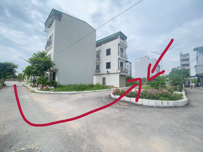 BÁN NHÀ NGỌC THỤY 16 tỷ 100m ĐẤT KHU TÁI ĐỊNH CƯ,GẦN CÔNG VIÊN,LONG BIÊN HÀ NỘ - Ảnh chính