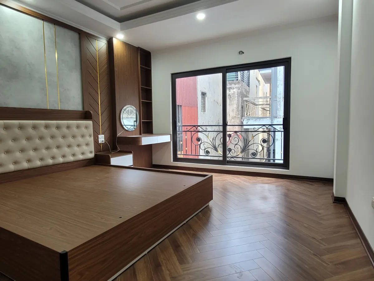 Bán Nhà Tây Sơn. Đống Đa. 6 Tầng Thang Máy. Ô Tô. DT 39m2. MT 3,9m. Giá 13,5 Tỷ. - Ảnh 1