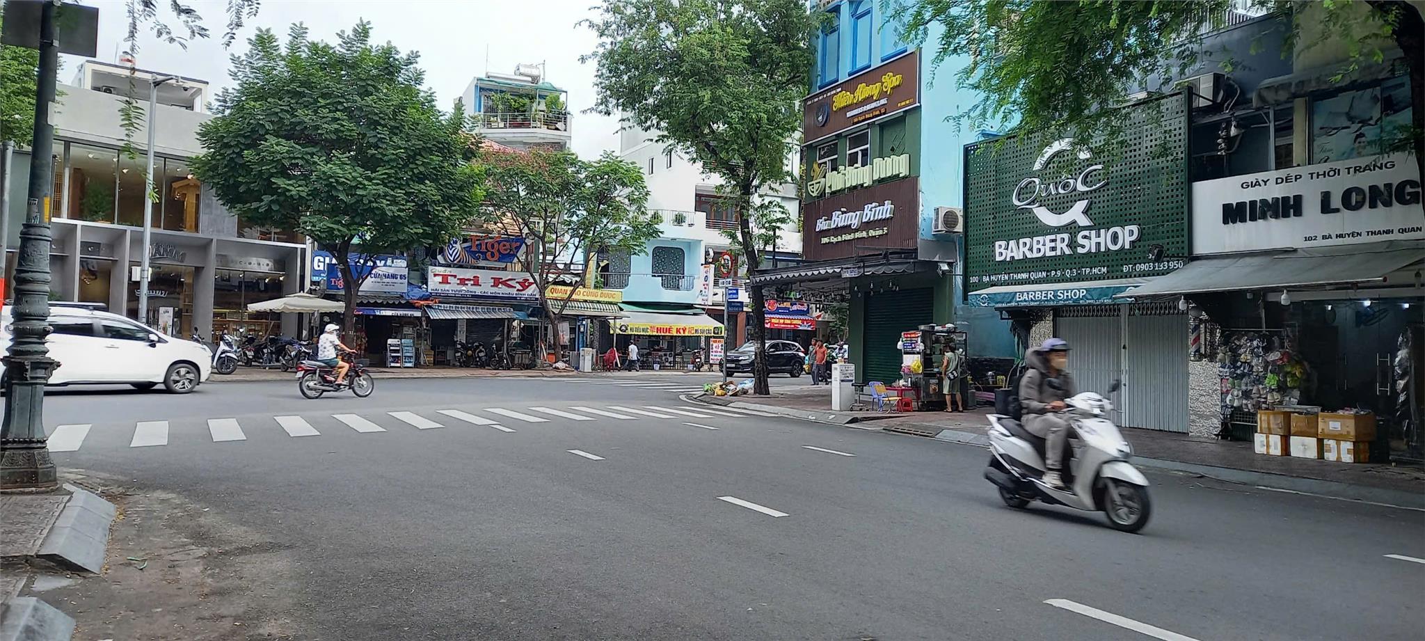 Cho thuê mặt bằng đường Bà Huyện Thanh Quan, vị trí đắc địa, 12m2 sử dụng, KD tự do, giá mềm - Ảnh 1