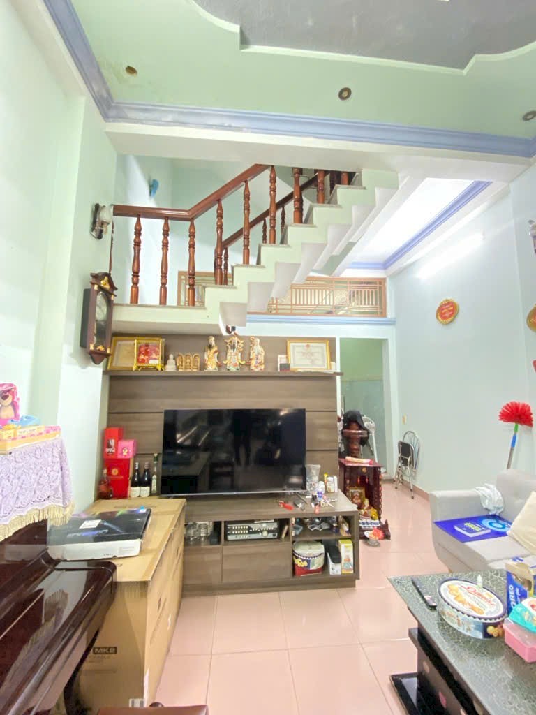NHÀ ĐẸP - GẦN ST LOTTE NG.V.LƯỢNG & QUANG TRUNG GV - HXH VÀO NHÀ - 80M² - 4 TẦNG LẦU CHỈ 7.X TỶ - Ảnh 1