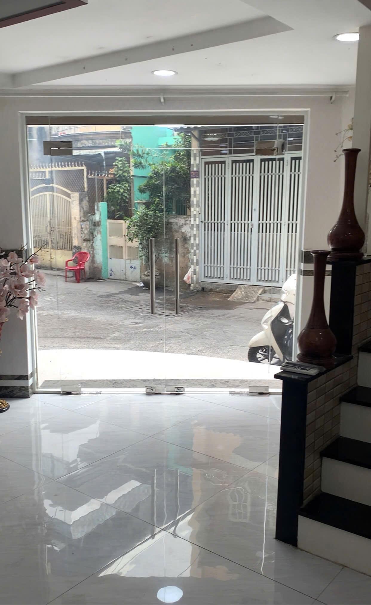 Cho thuê nhà Cô Giang, Phú Nhuận, DT 5mx5m, 5 tầng, hẻm lớn, vừa ở vừa KD - Ảnh 1