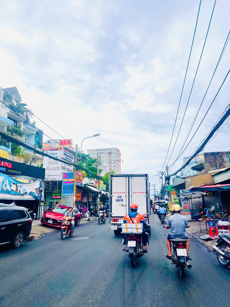 Bán nhà nở hậu 6m, 4 phòng ngủ, sân để ô tô, hẻm xe tải Phạm Văn Chiêu, giá chỉ hơn 7 tỷ - Ảnh chính
