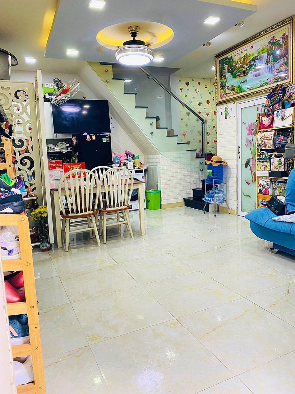 CẦN TIỀN BÁN GẤP NHÀ MỚI Ở LIỀN [P5, Q8] DT: 28.1M2 (4 X 6M) 2T, 2WC CHỈ 2.4 TỶ - Ảnh 3