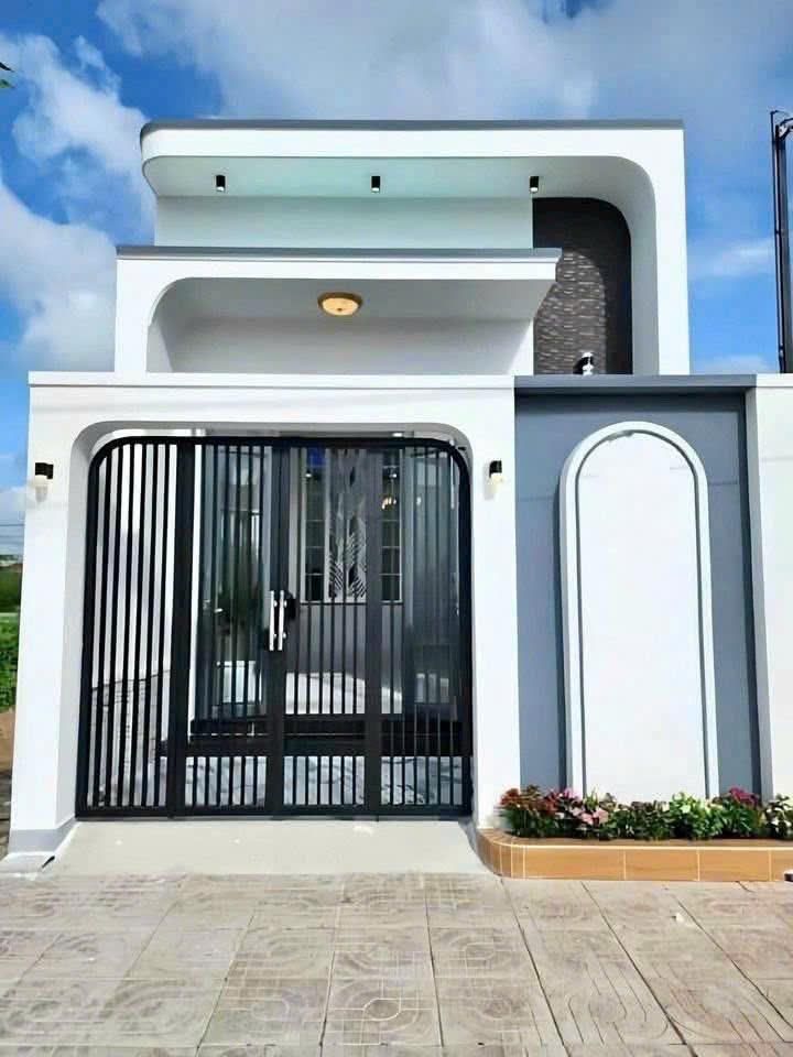 Bán nhà đẹp, mới tinh, sổ riêng thổ cư, đường oto chỉ 1,5 tỷ gần Bửu Long - Ảnh chính