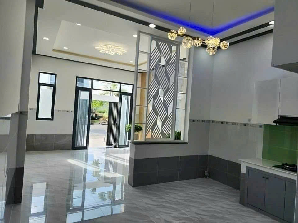 Bán nhà đẹp, mới tinh, sổ riêng thổ cư, đường oto chỉ 1,5 tỷ gần Bửu Long - Ảnh 2