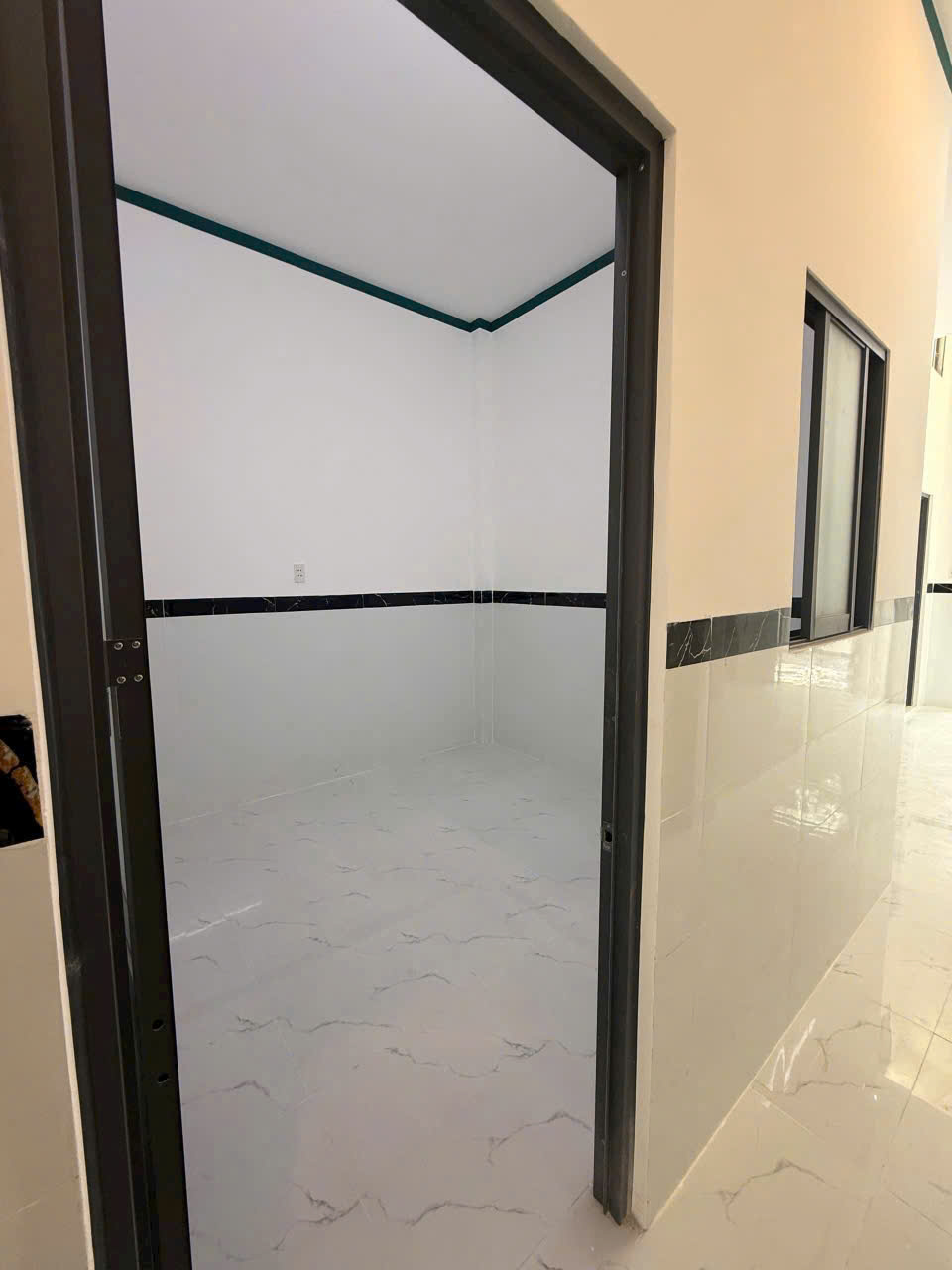 Bán nhà đẹp, mới tinh, sổ riêng thổ cư, đường oto chỉ 1,5 tỷ gần Bửu Long - Ảnh 4